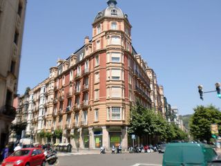 Garaje en alquiler en Barrio de Abando en Bilbao