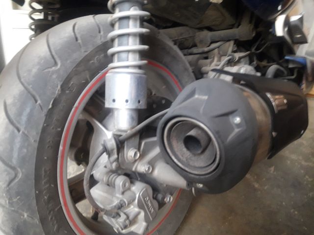 Tubo de escape MIVV Kymco 250cc