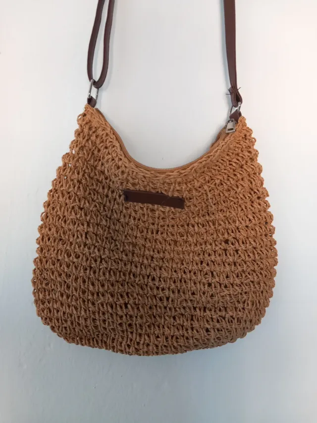 Conjunto Sombrero y Bolso Tejido