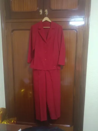 Traje Rojo Chaqueta y Pantalón