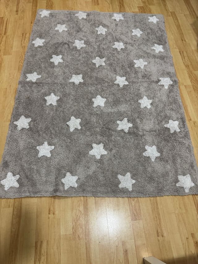 Alfombra infantil Lorena Canals estrellas gris