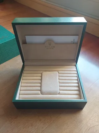 Dos Cajas de reloj Rolex verde