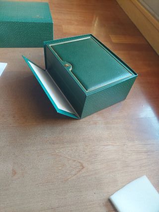 Dos Cajas de reloj Rolex verde