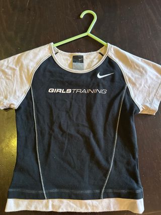 Camiseta Nike Niña Training Negra y Rosa