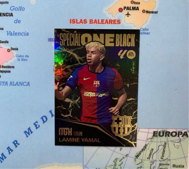 Lamine Yamal Special one Black megacracks 25-26