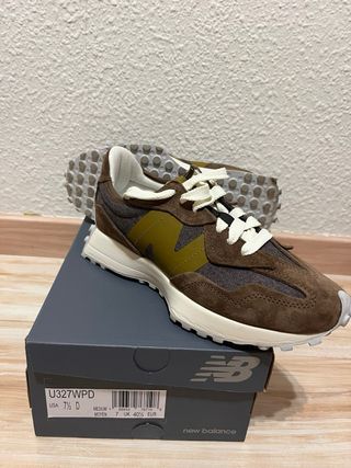 Zapatillas New Balance Marrón/Oliva Talla 40,5