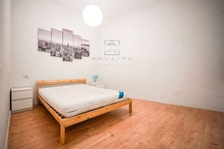 Piso en venta en Montigalà -Sant Crist en Badalona