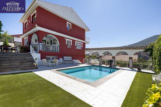 Chalet en venta en Cenes de la Vega