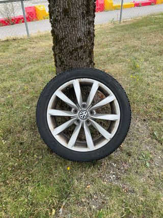 Llanta Volkswagen Goodyear