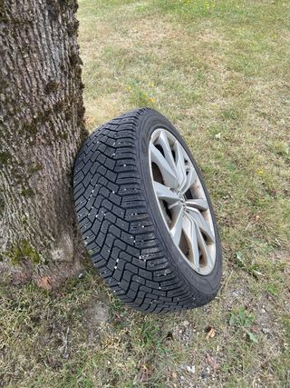 Llanta Volkswagen Goodyear