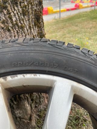 Llanta Volkswagen Goodyear
