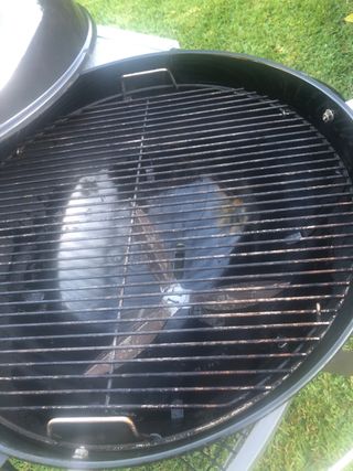 Barbacoa Weber Negra y Plateada