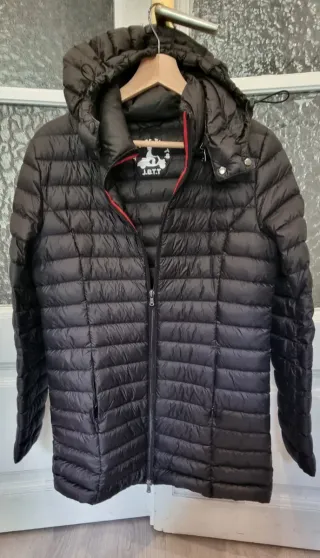 Chaqueta de plumas Jott 3/4 Talla L con capucha.