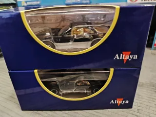 Camión tráiler + 2 coches 