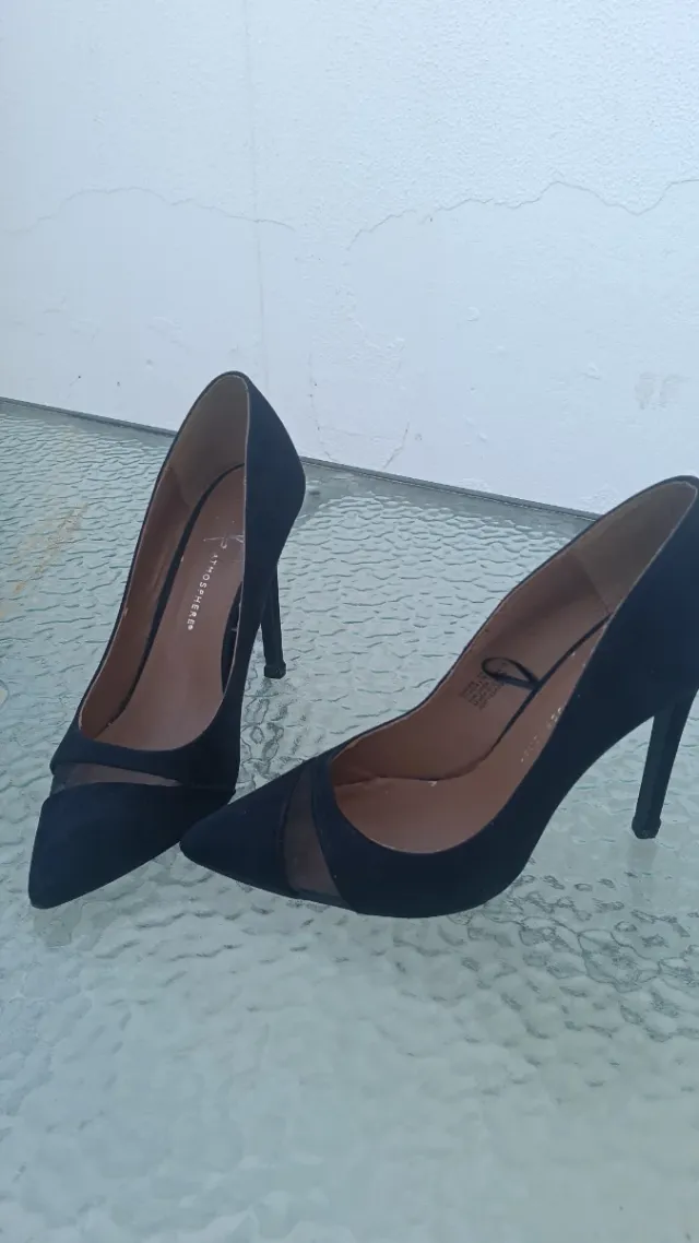 Tacones negros Atmosphere