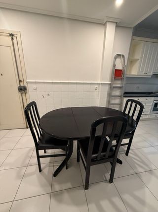 Mesa de cocina extensible con 3 sillas