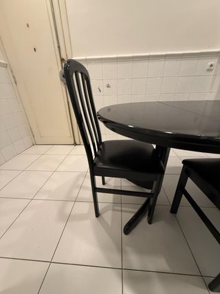 Mesa de cocina extensible con 3 sillas