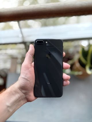 iPhone 8 Plus Negro