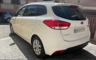 KIA Carens 2016