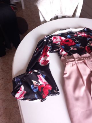 Conjunto Pull&Bear: Pantalón y Blusa Estampada