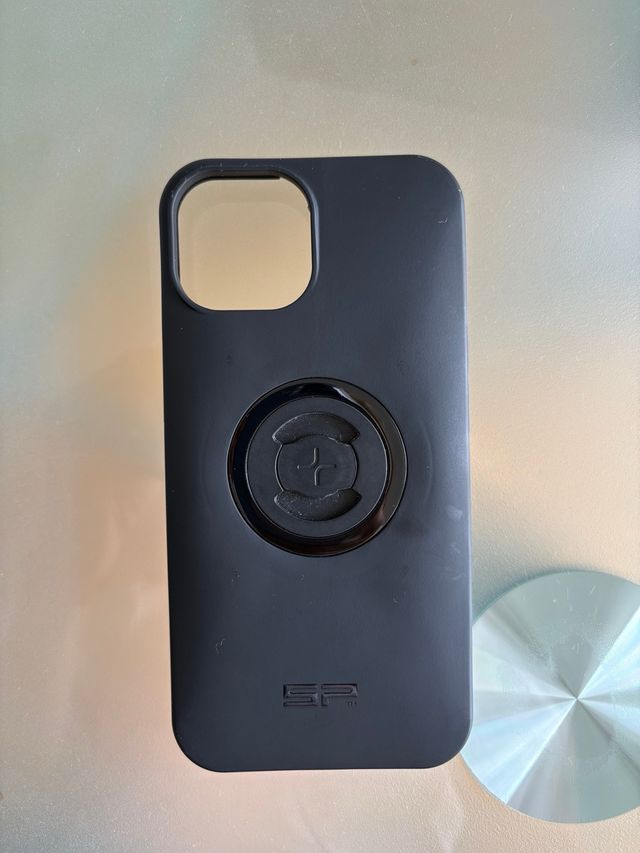 Funda SP Connect iPhone 15 Nueva