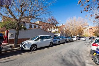 Chalet en venta en Cervantes en Granada