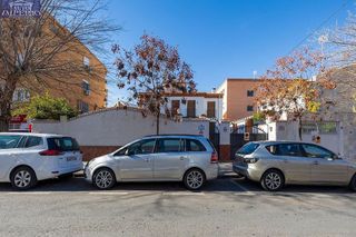 Chalet en venta en Cervantes en Granada