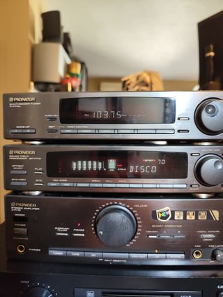 Pioneer A-P710 equipo
