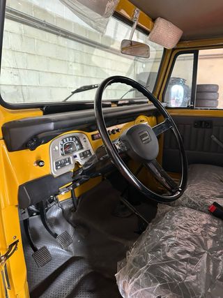Toyota Land Cruiser FJ43 1977