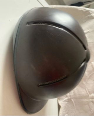 Casco de equitación marrón