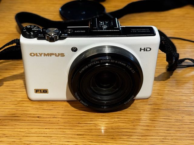 Cámara Olympus XZ-1 Blanca 10 MP