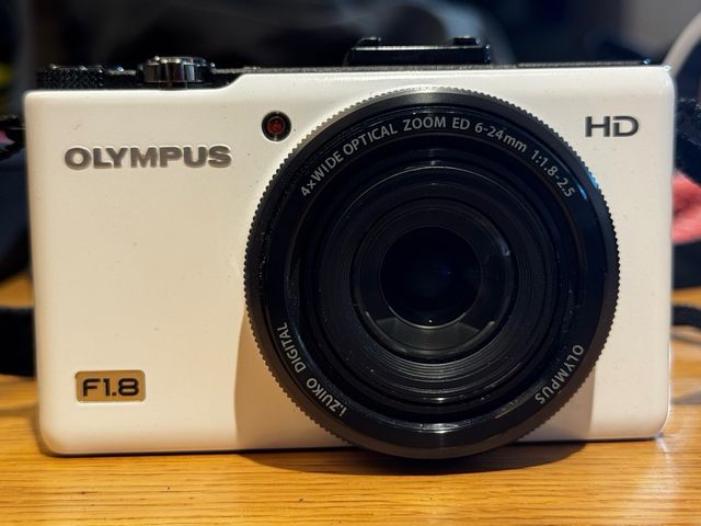 Cámara Olympus XZ-1 Blanca 10 MP