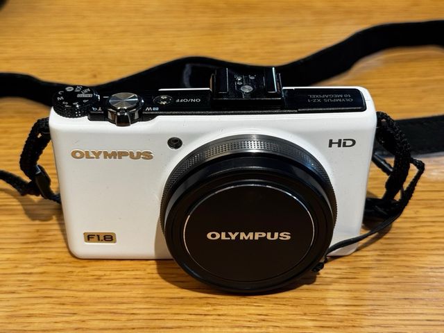 Cámara Olympus XZ-1 Blanca 10 MP