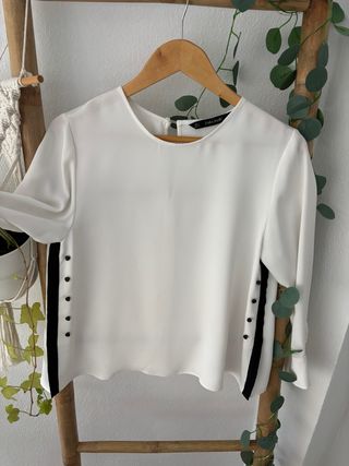 Blusa Zara Mujer Blanca y Negra
