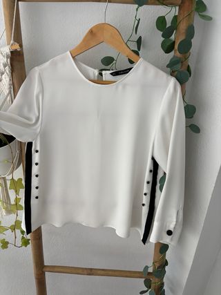 Blusa Zara Mujer Blanca y Negra