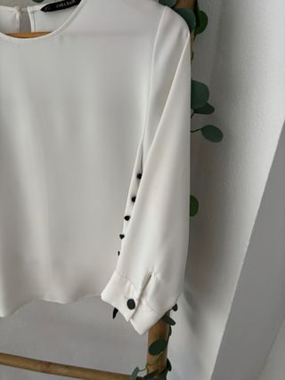 Blusa Zara Mujer Blanca y Negra
