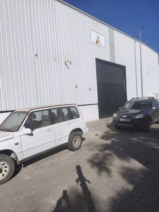 Nave industrial en venta en Valencina de la Concepción