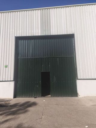 Nave industrial en venta en Valencina de la Concepción