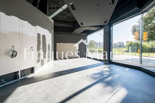 Local comercial en venta en Eixample Sud – Migdia en Girona