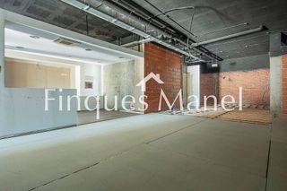 Local comercial en venta en Eixample Sud – Migdia en Girona
