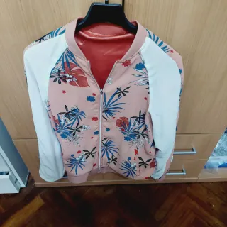 Bomber Reversible Estampada