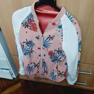 Bomber Reversible Estampada