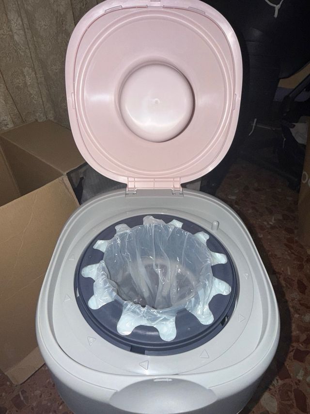 Papelera Tommee Tippee Rosa y Gris