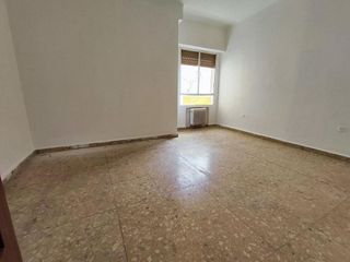 Piso en venta en Franciscanos en Albacete