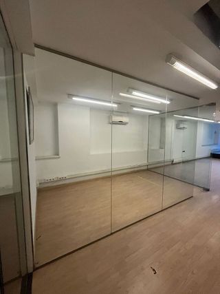 Local comercial en alquiler en Eixample Nord – La Devesa en Girona