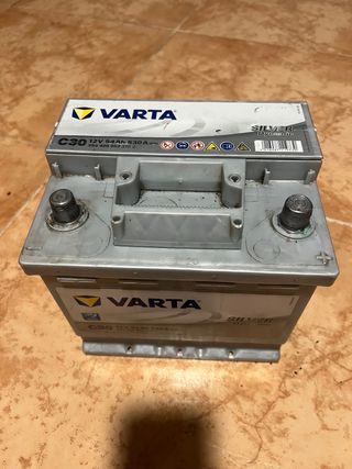 Batería Coche VARTA C30 12V 54Ah 530A