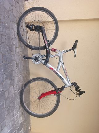 Bicicleta aluminio MTB Doble amortiguación 