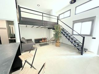 Local comercial en venta en Carlos Haya en Málaga