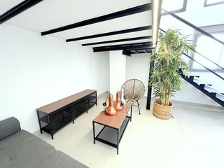 Local comercial en venta en Carlos Haya en Málaga