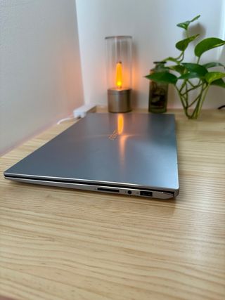 Portátil ASUS Zenbook 